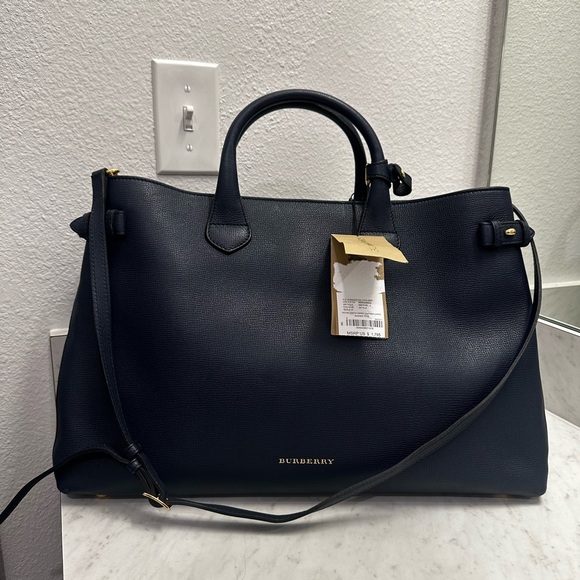 Blue Burberry Large Banner House Checker Leather - Picture 1 of 5